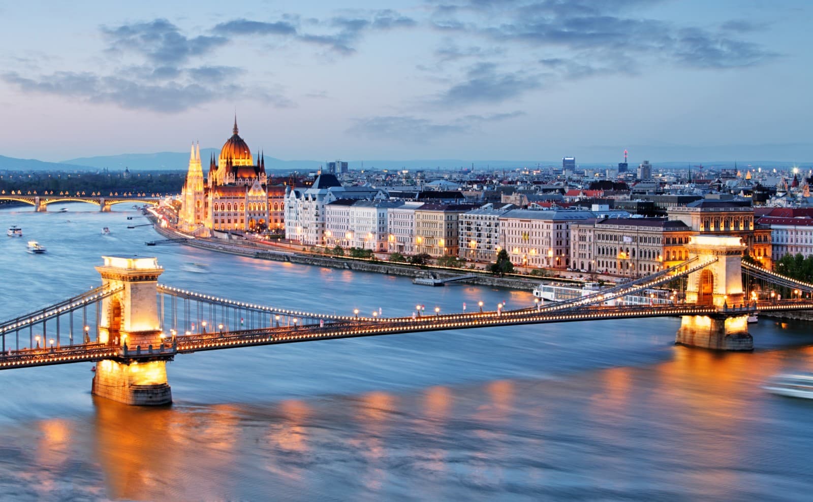 GROTTE DI POSTUMIA-BUDAPEST-BUDA-LUBIANA